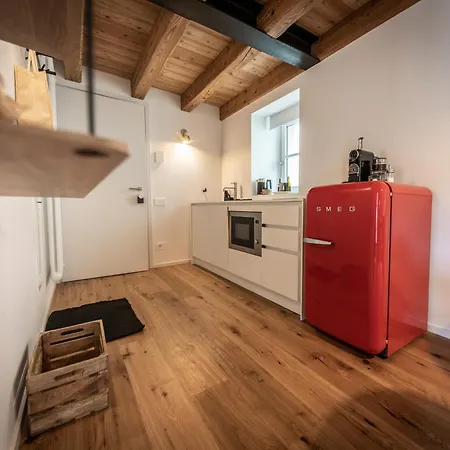 Bottonera Casa Chiavenna