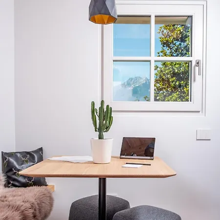 Bottonera Casa Lejlighed Chiavenna
