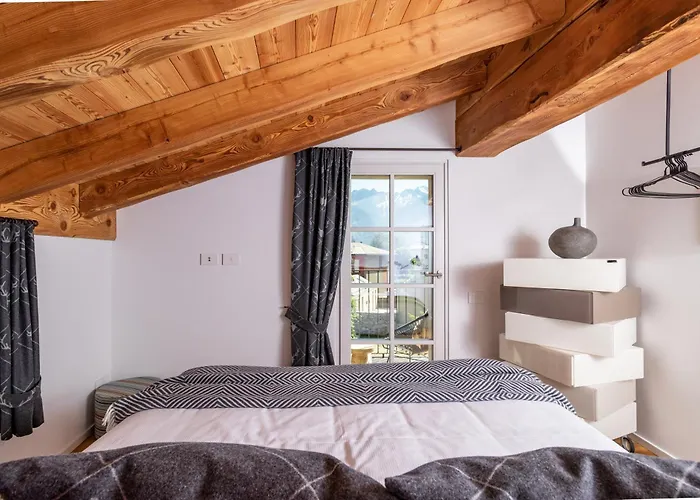 Bottonera Casa * Chiavenna